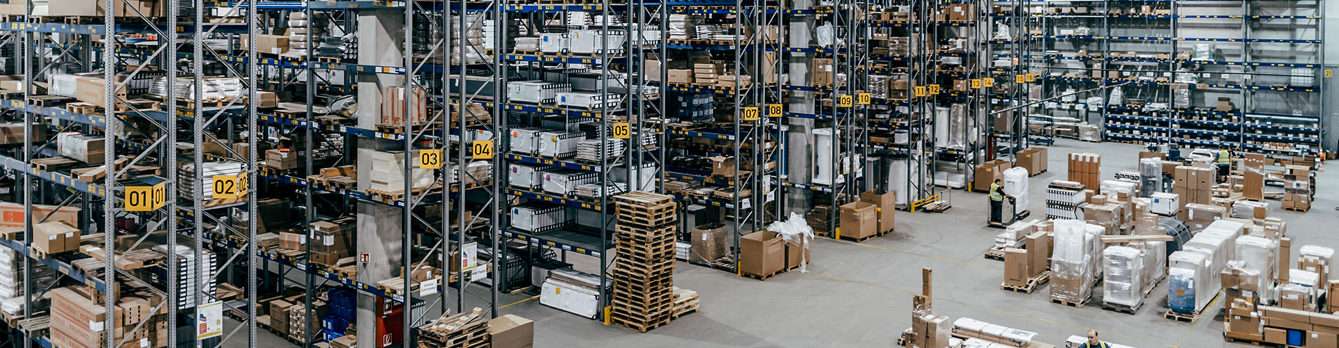 Large warehouse from the inside LGI