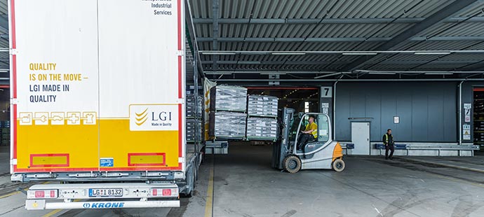 LGI truck for ftl transport